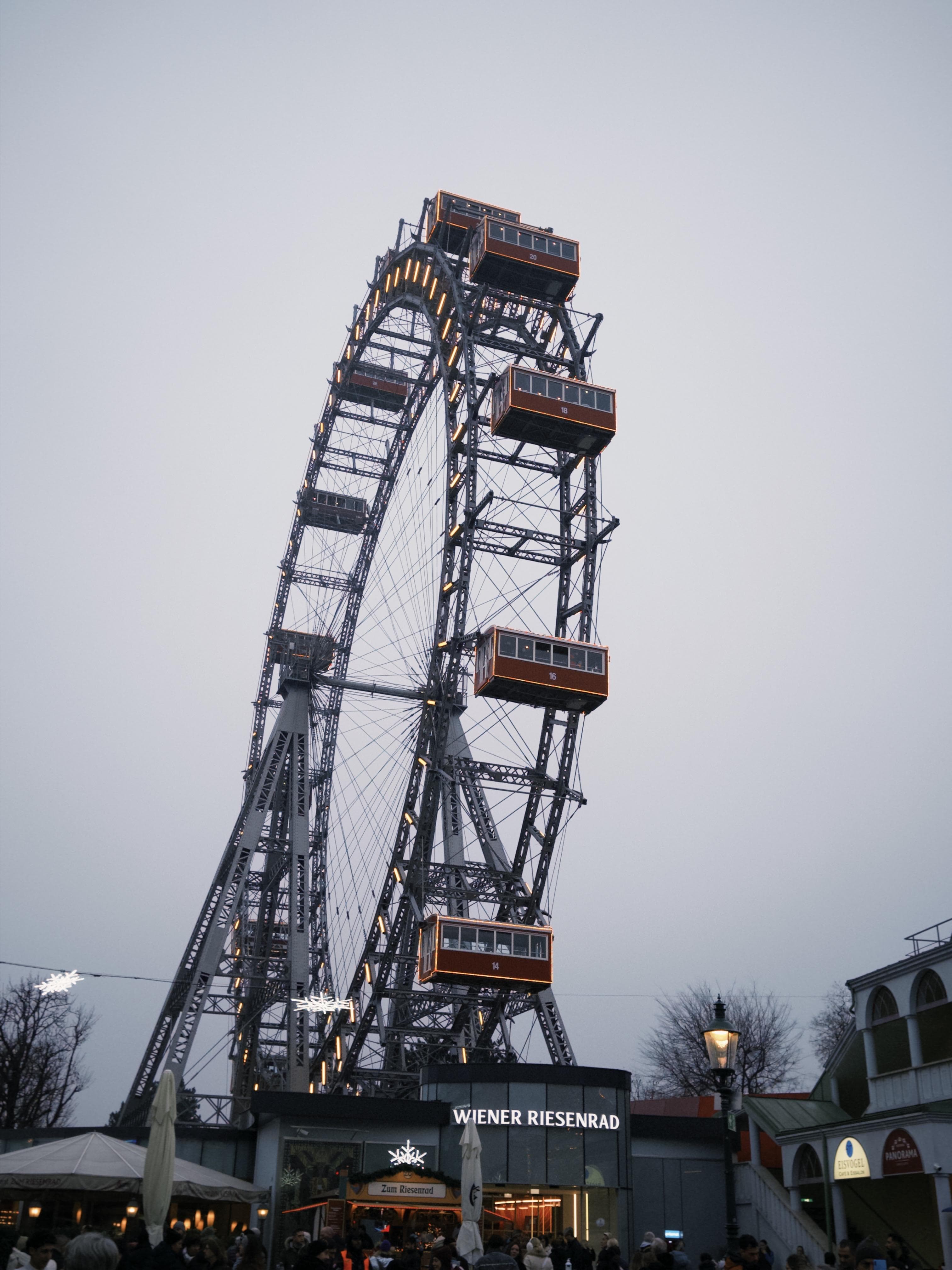 Winter Market on Riesenradplatz - Photo 9