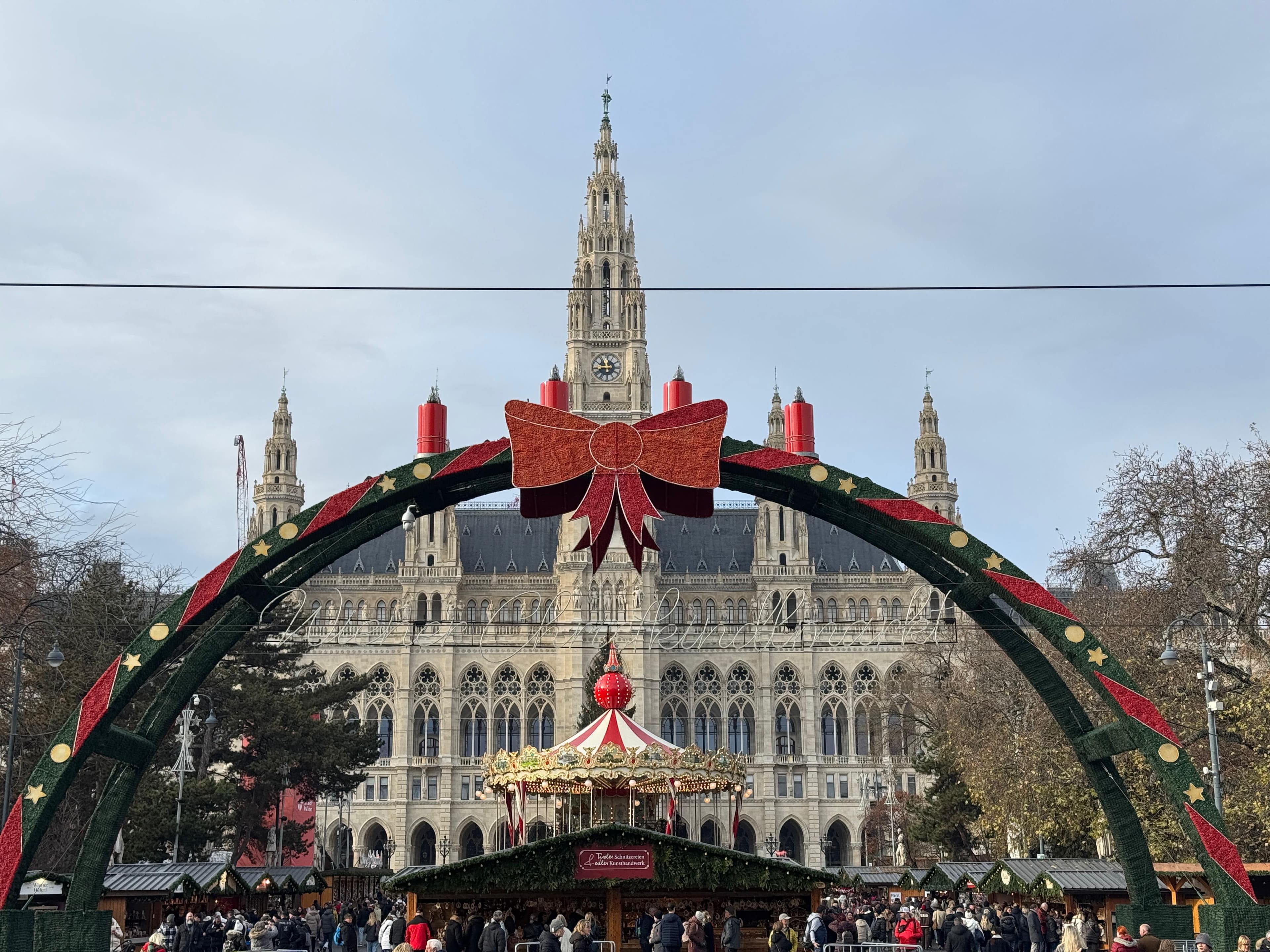 Viennese Christmas Market on City Hall Square - Rathausplatz - Photo 4
