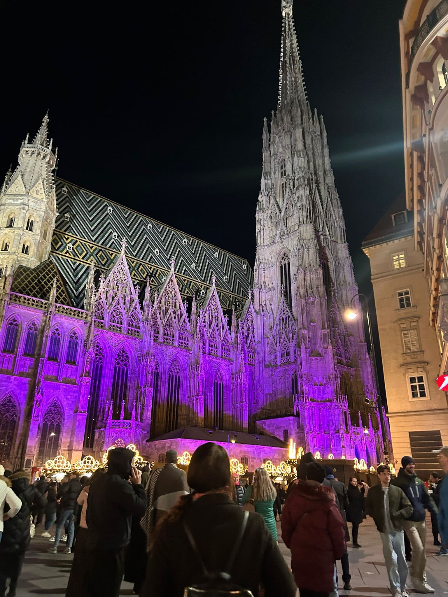 Christmas Market on Stephansplatz - Photo 1